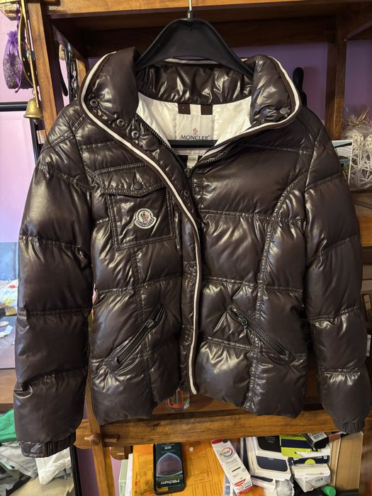 Geaca moncler : dama masura un  (S) 100% originala