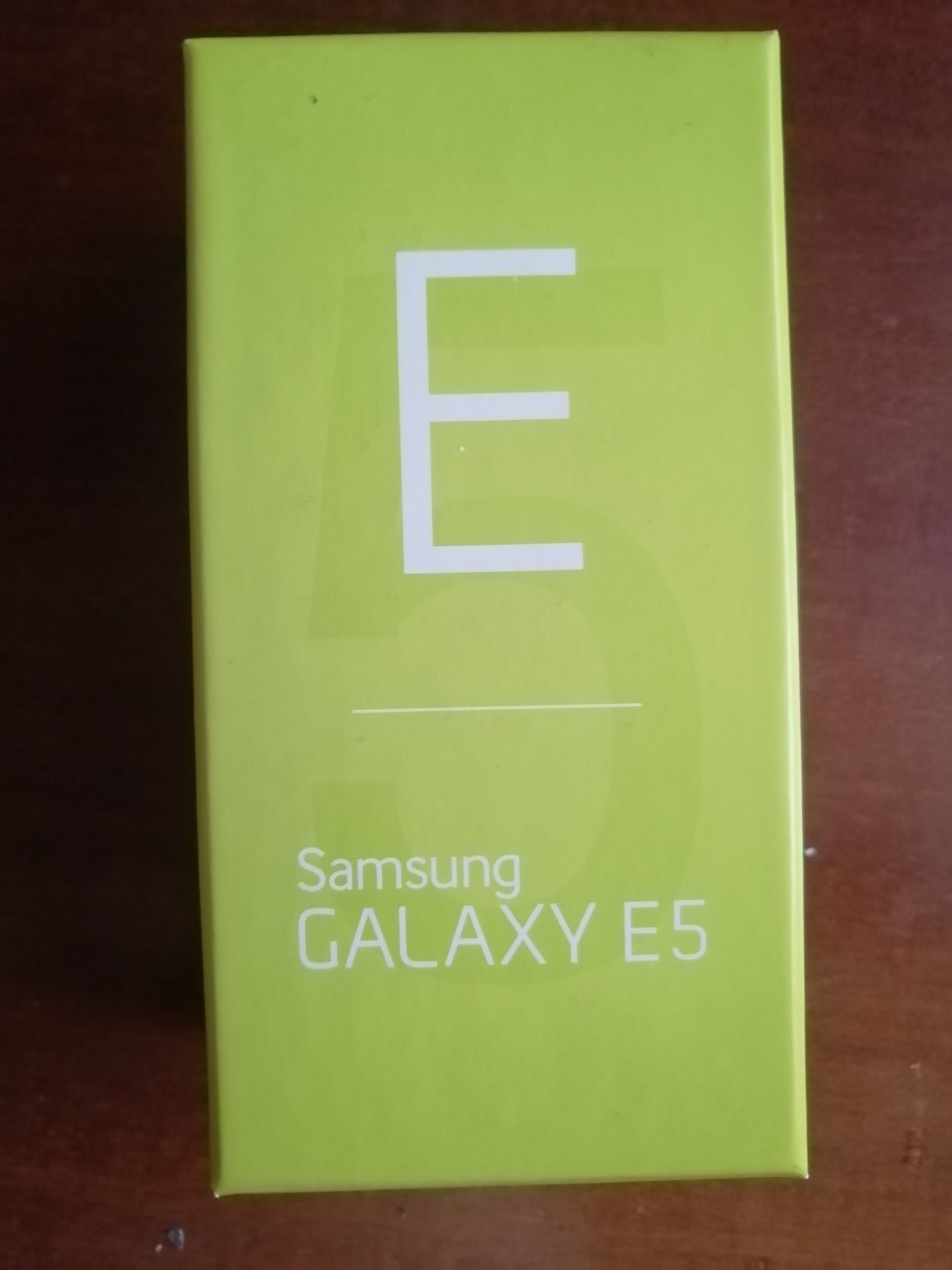 Samsung Galaxy E5