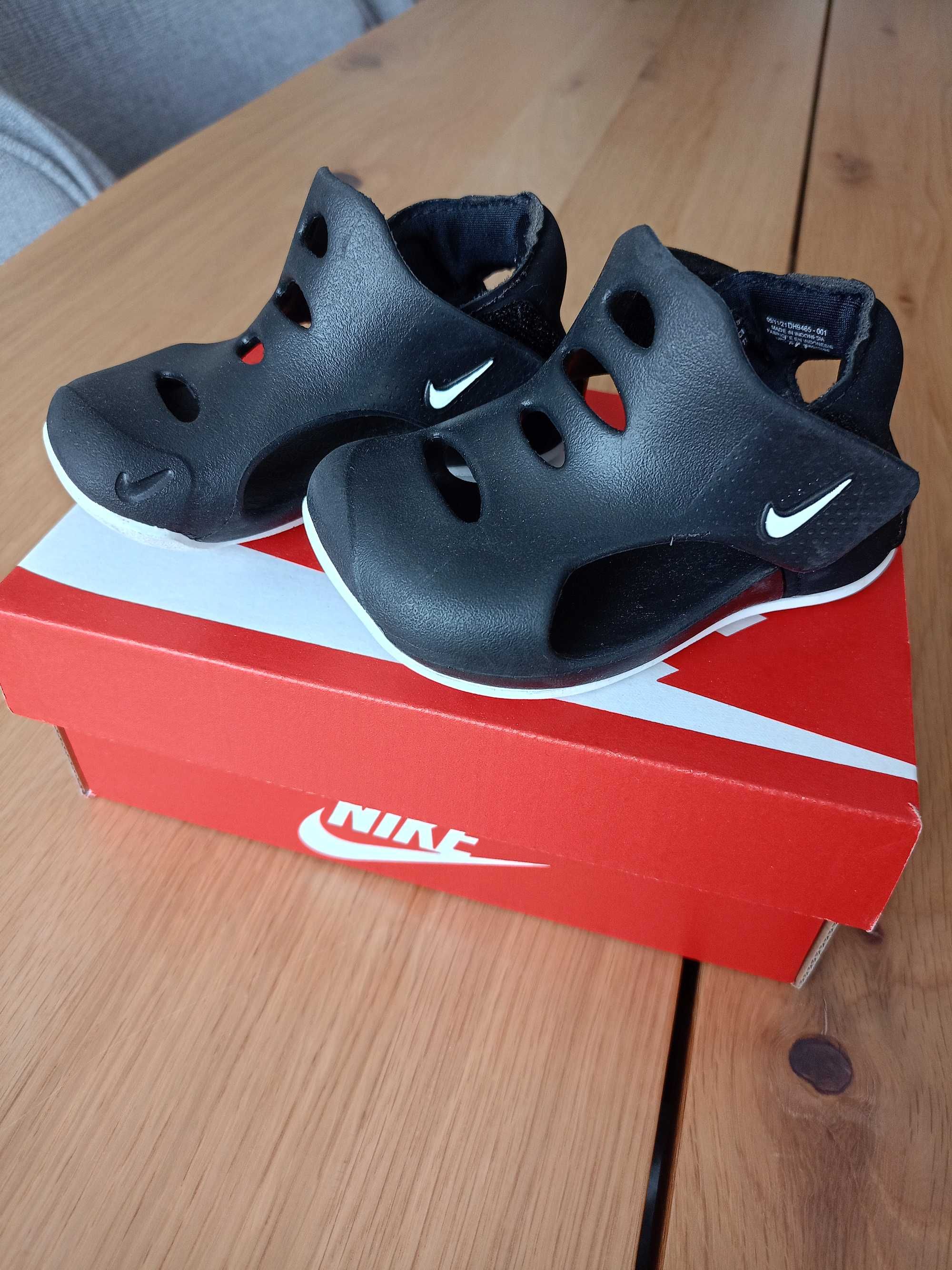 Детски сандали Nike размер 21 и 19,5