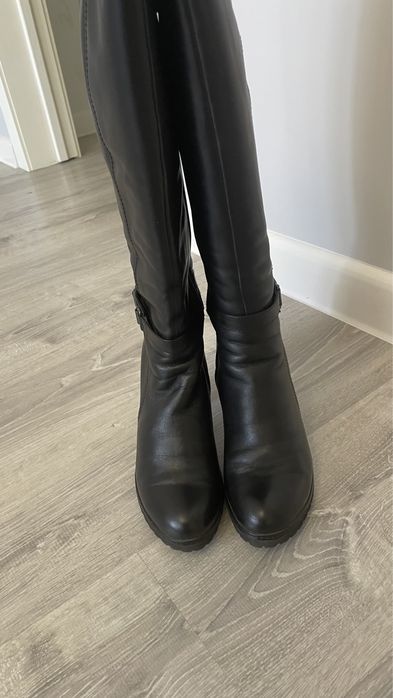 Зимние сапоги женские