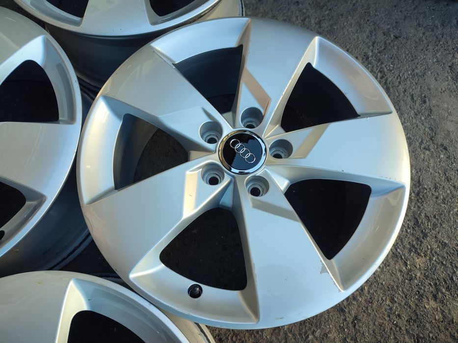 17" оригинални алуминиеви джанти за AudiA3/Skoda Octavia/Vw...