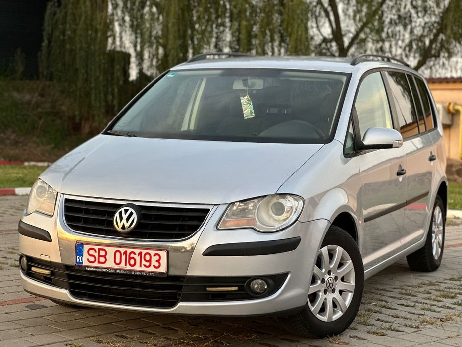 Wv Turan 1.900 Tdi 6+1 Trepte 7 Locuri Nr rosu valabil Preț 3400 Neg