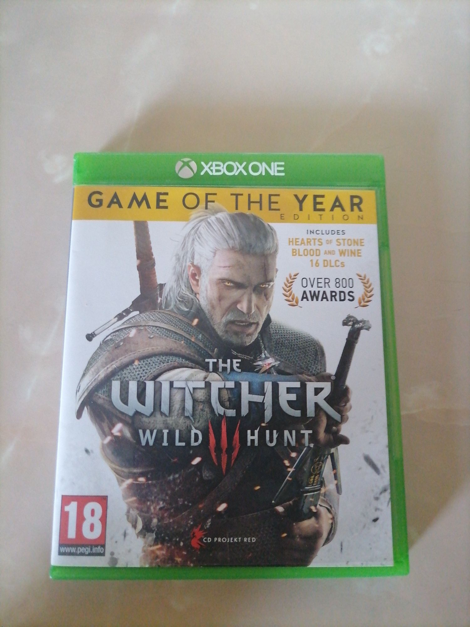 Vând joc the witcher wild hunt pentru Xbox one!