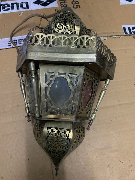 Lampa veche din alama