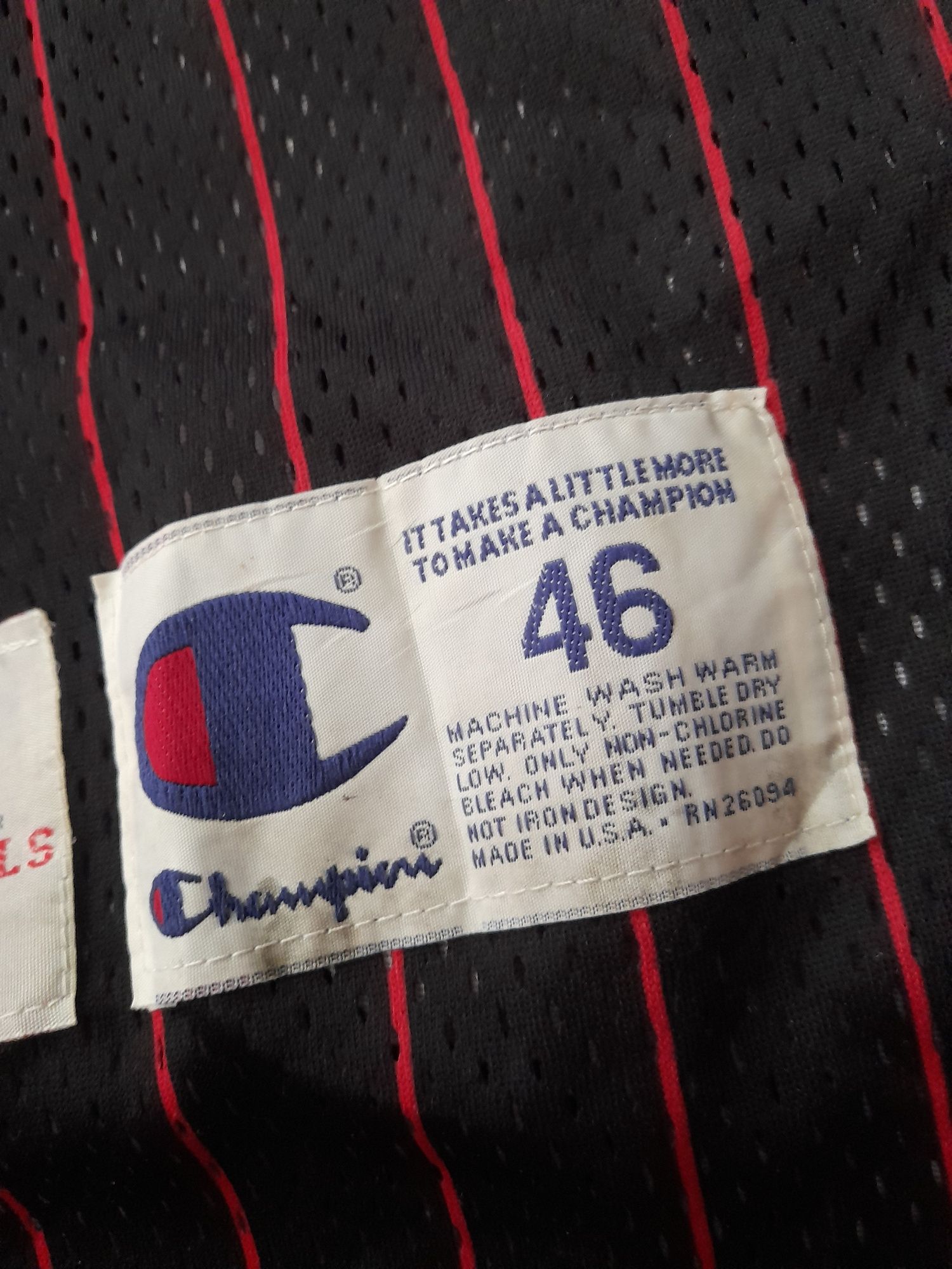 Champion BULLS JORDAN потник L- XL размер.
