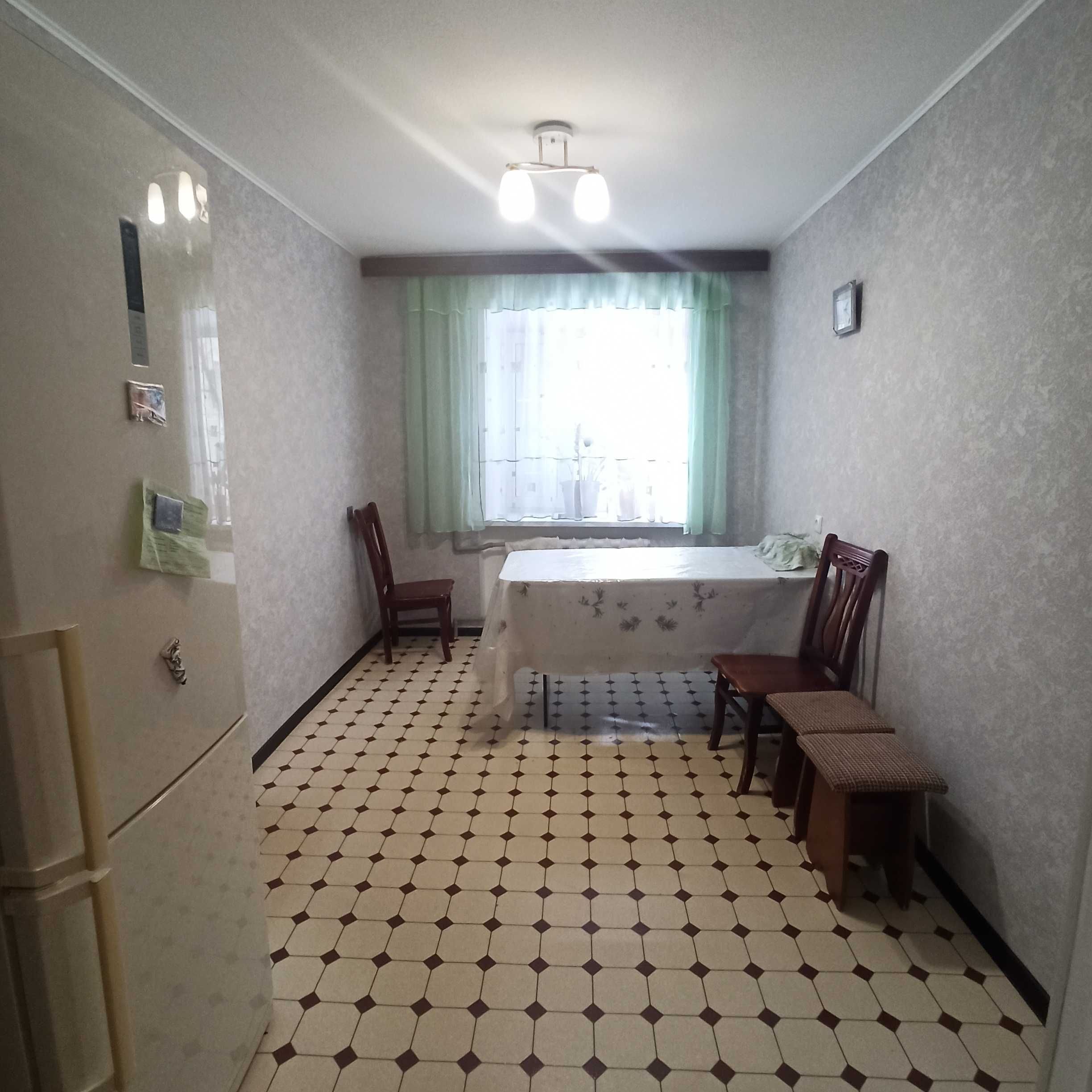 №1103 Продам 5 комнатную квартиру, ул. Ч.Валиханова