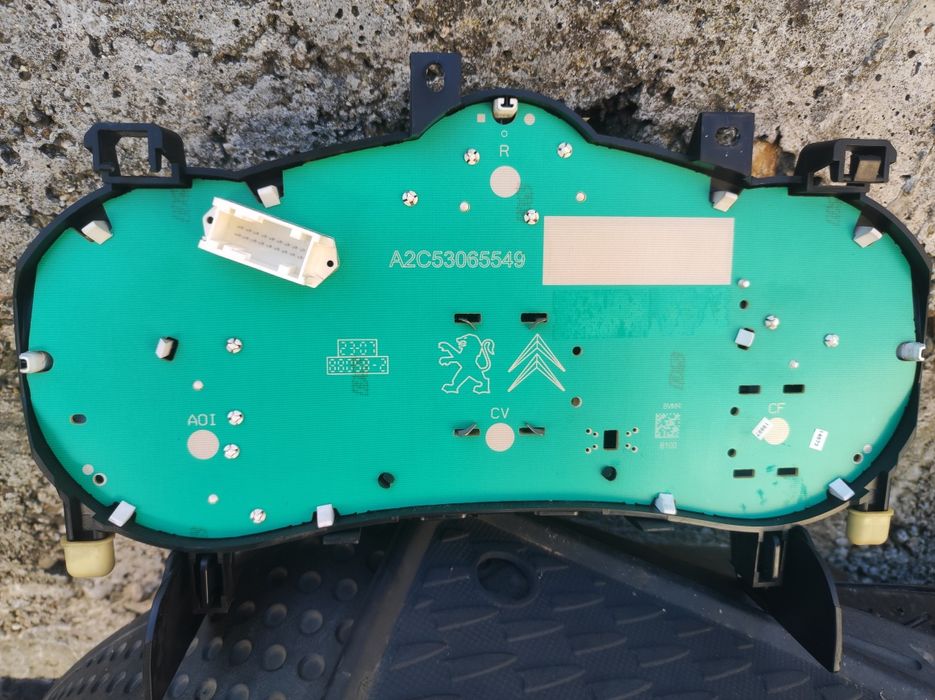 Табло-километраж за Пежо-207( бензин)