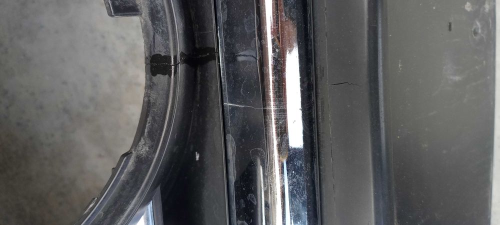 Маска за Пасат 6