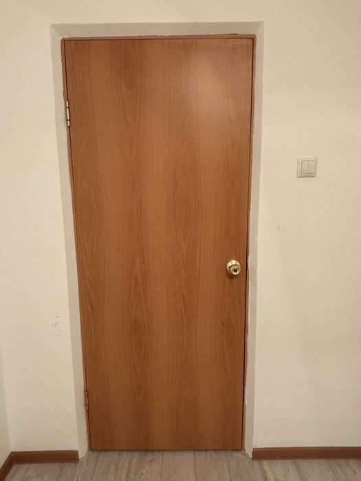 Продам двери межкомнатные