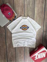 Tricou dickies spellout