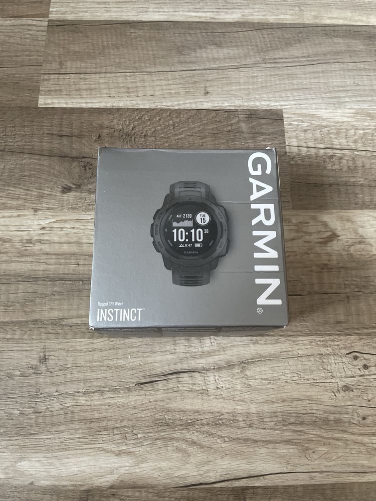 Garmin instinct топ