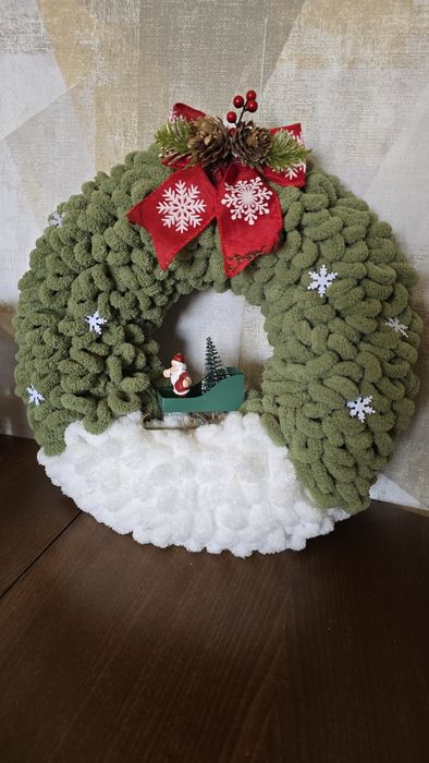 Пухкав Коледен венец