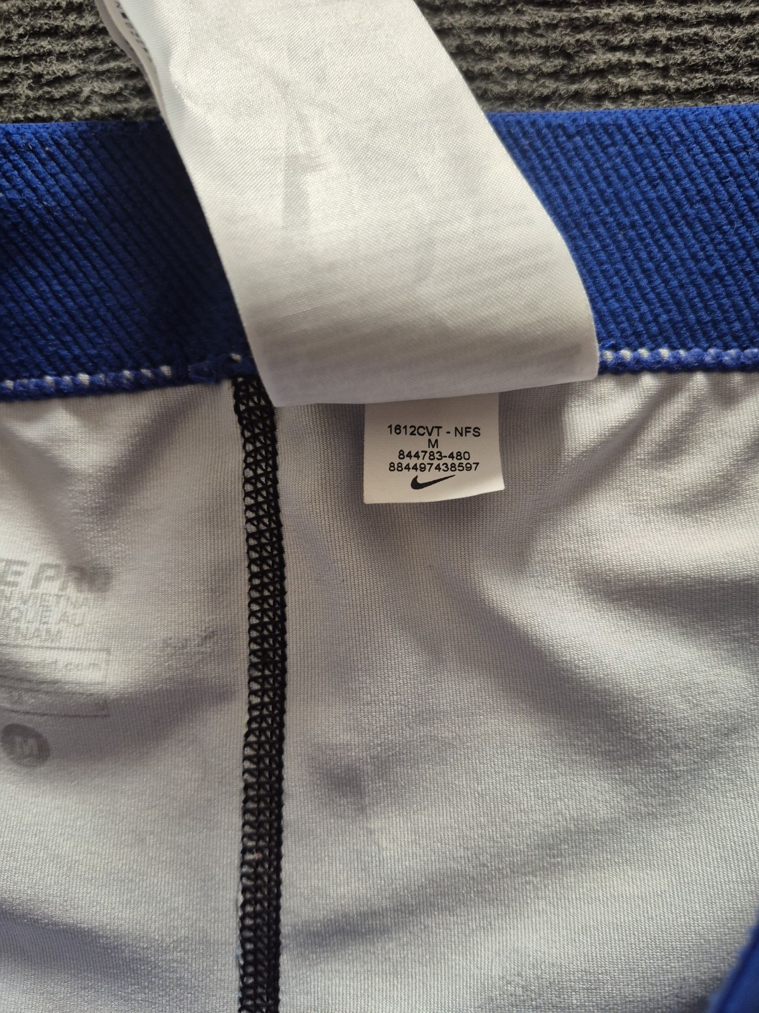 Клин Nike PRO, размер М