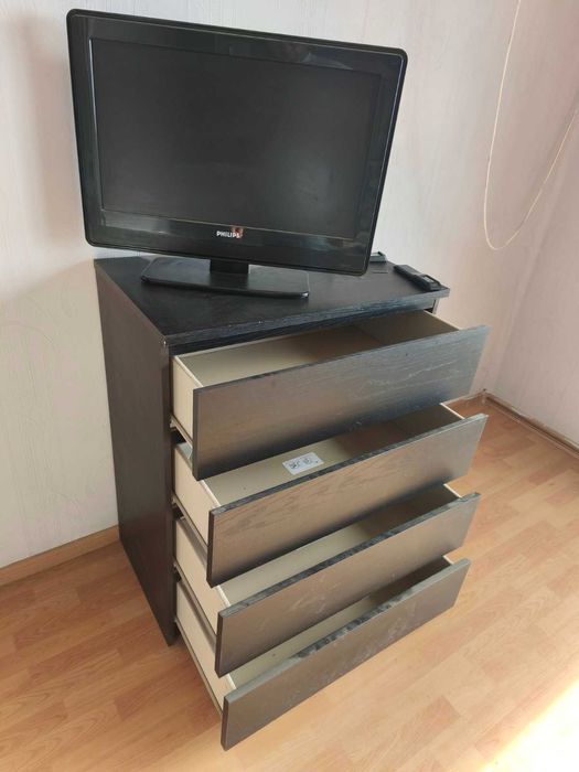 Скрин с 4 чекмедждета от ИКЕА