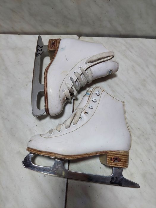 Patine gheata 226 patinaj Riedell profesionale piele marime 30 (20 cm)