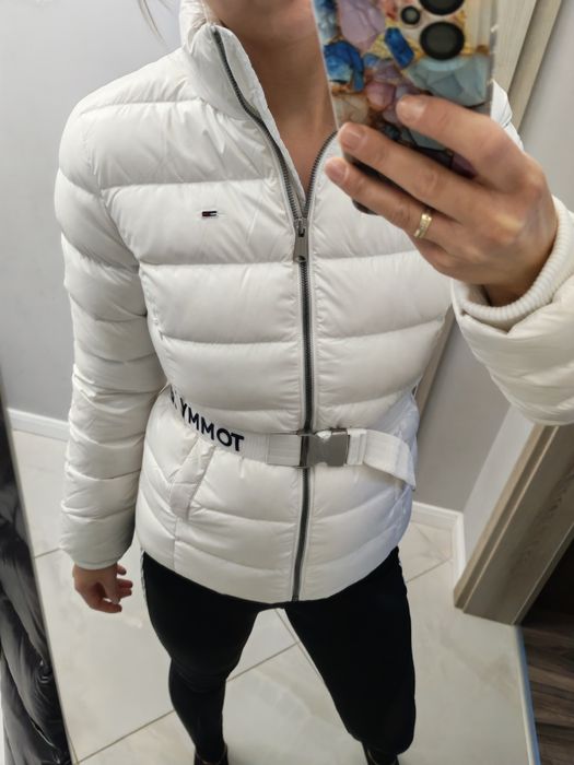 Ново дамско зимно яке  Tommy jeans