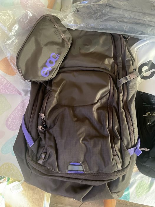 Ghiozdane nou de firma