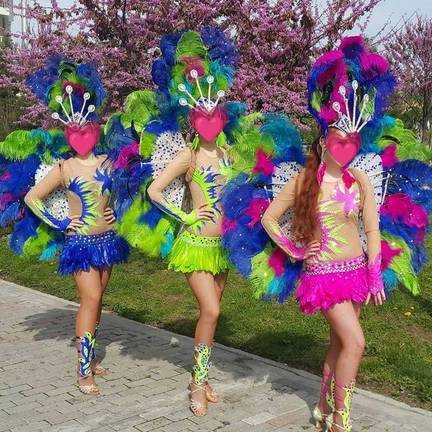 Продам для шоу-балета костюмы