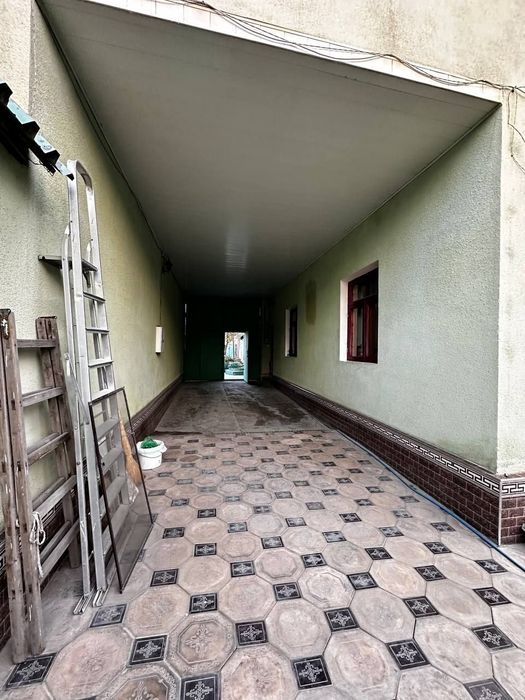 Продается Участок в Мирабадском районе 6 комнат