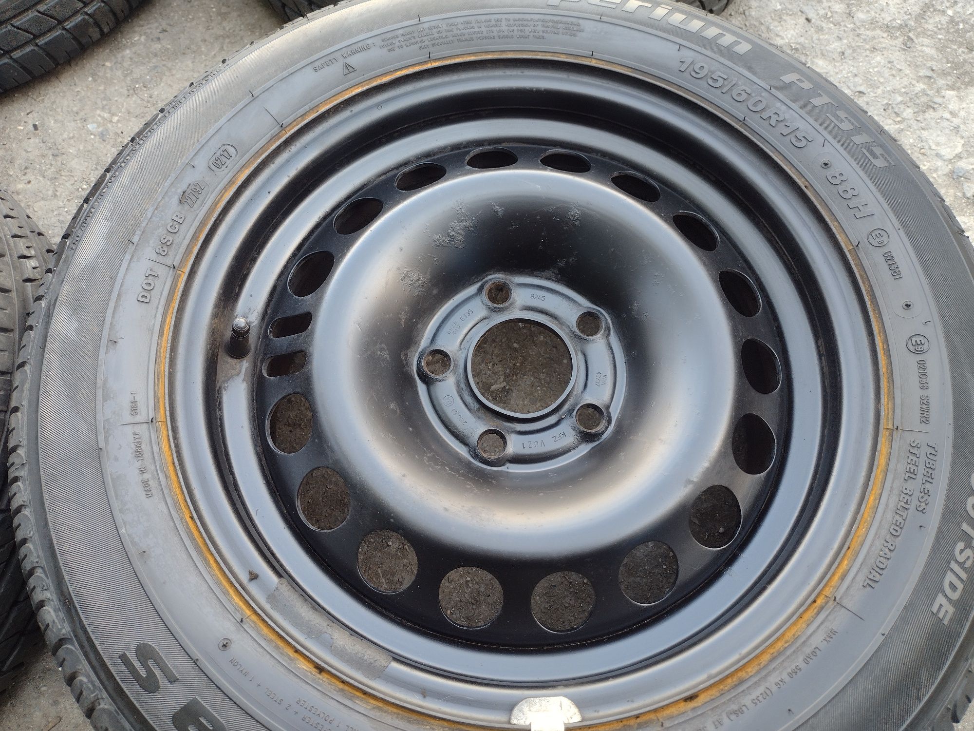 Топ състояние 15-5х110 ЕТ37 6.5j Opel Astra H