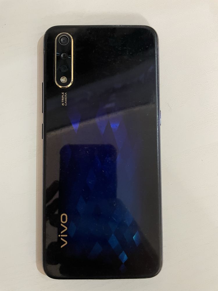 Телефон мадельли : vivi v17 neo