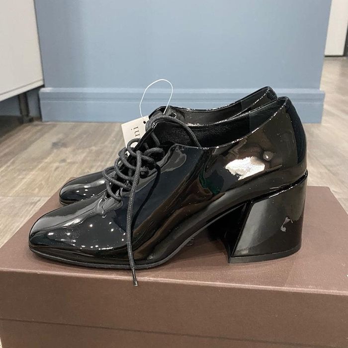 Продам  новые туфли Fabiani Италия 35 размера