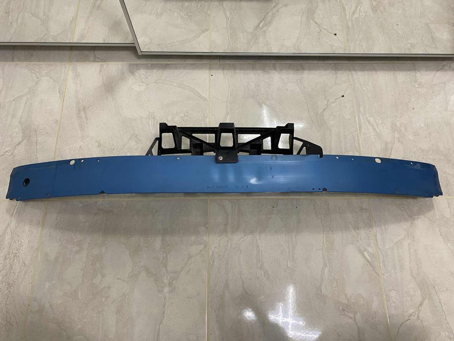 Греда под бронята Opel Zafira B 2005-2011