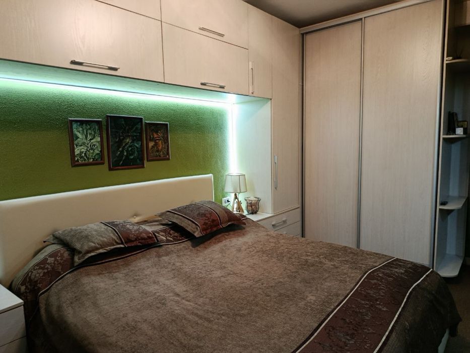 Продам 3х ком квартиру Ц6