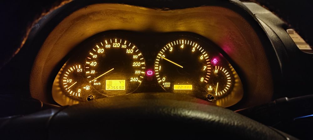 Vind Toyota Avensis t25
