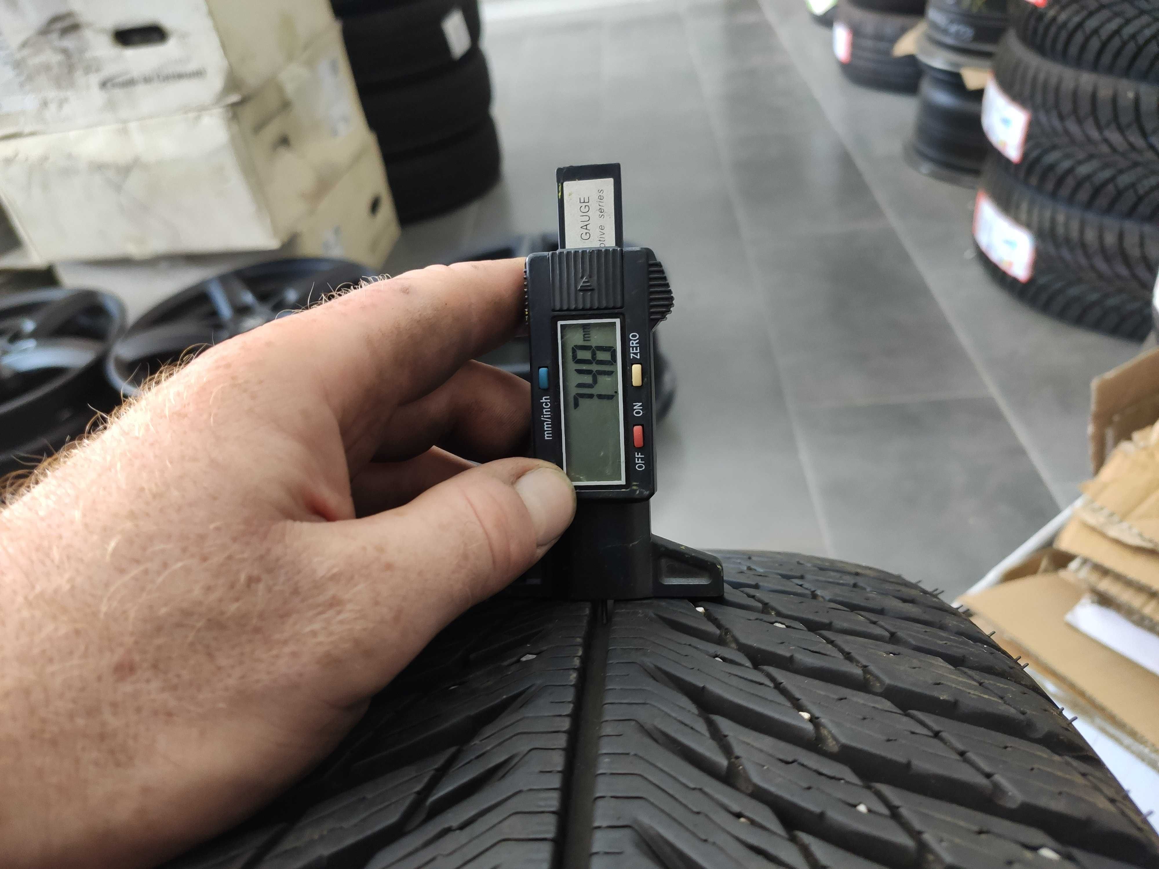 4бр Зимни Гуми 235 65 17 - Michelin