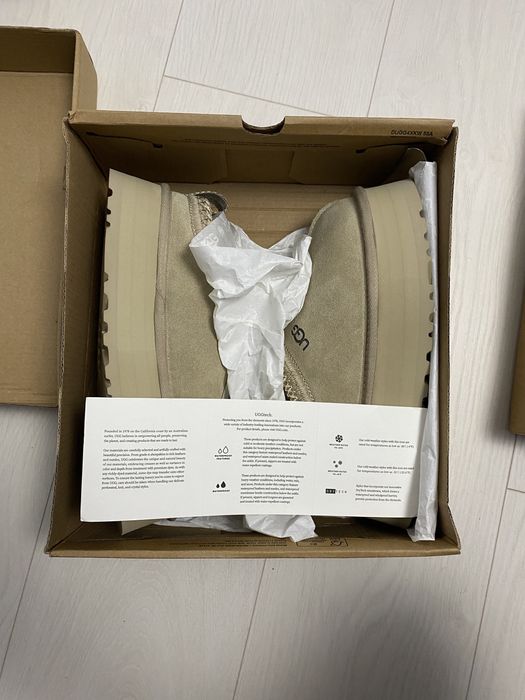 Ghetute UGG Dama crem