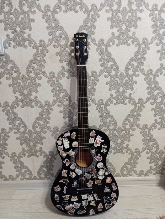 Продам гитару в хорошем состоянии