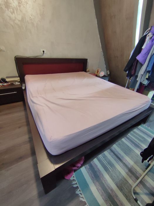 Pat tapitat+ somiera+ saltea+husa+noptiere 160x200 Mobexpert