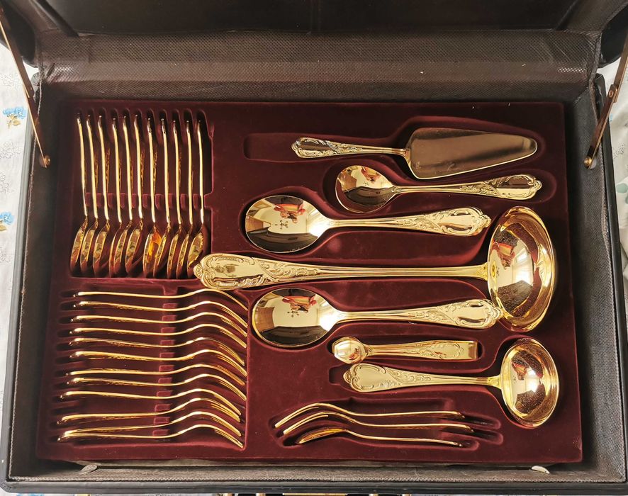 Set tacamuri 72 de piese, otel inoxidabil placat cu aur de 23/24K