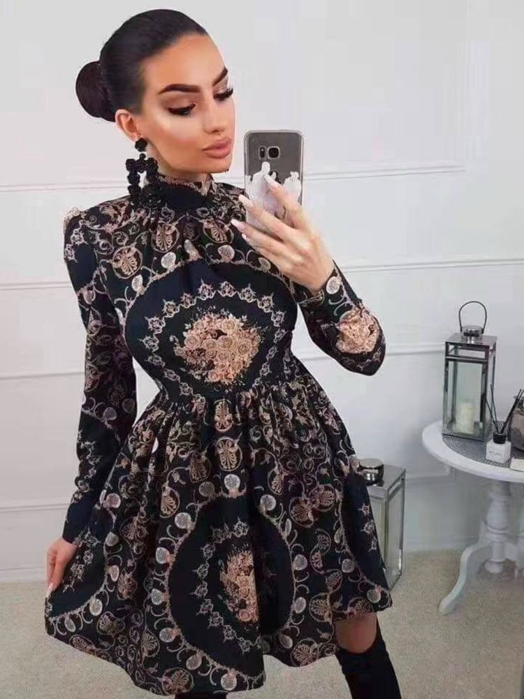 Дамска рокля