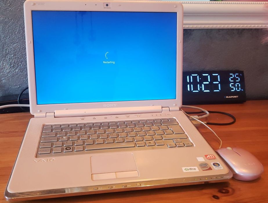Vand laptop 2 buc