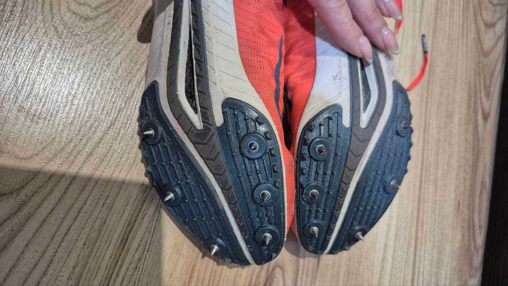 Шпайкове Nike за лека атлетика №39