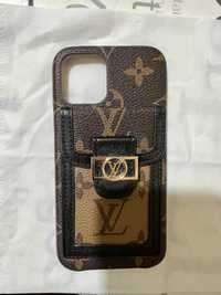 Husa Louis Vuitton. Iphone 12 si 13