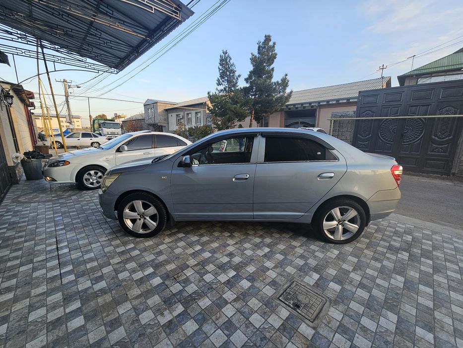 Продаётся Кобальт 2015