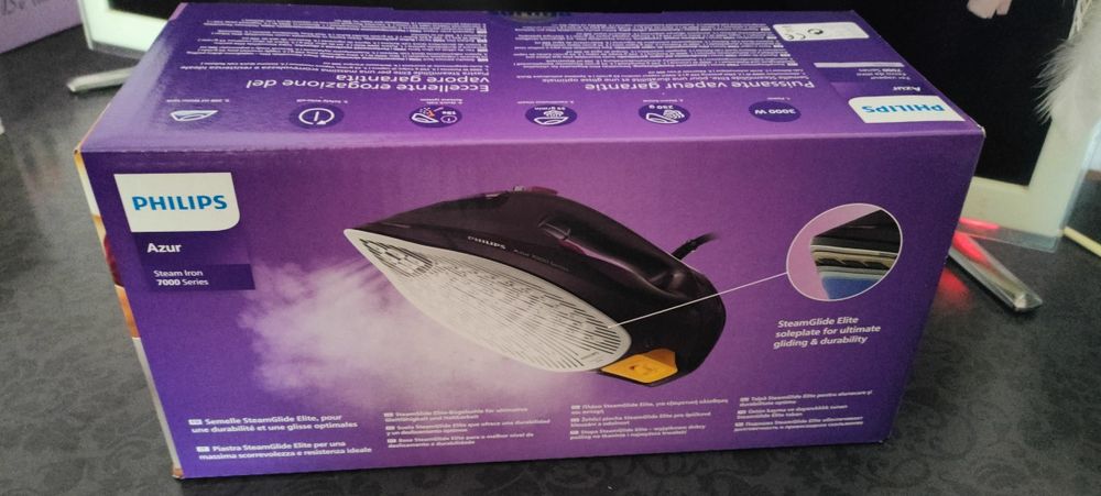 Ютия Philips Azure Series 7000 DST7061