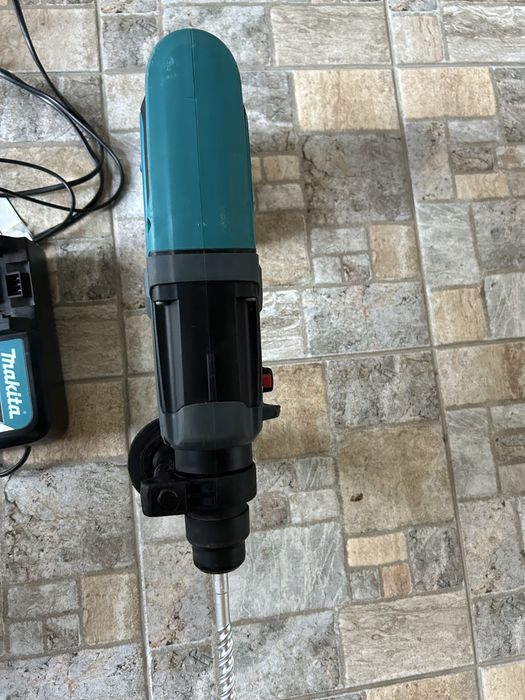 Rotopercutor Makita DHR 202