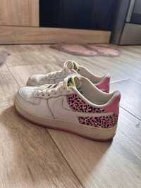 Adidasi Nike Air Force 1 Low 07 Pink Leopard