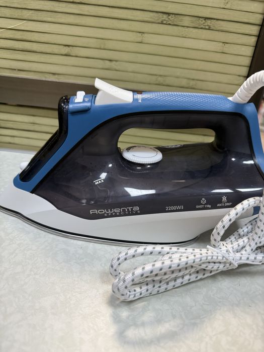 Парна ютия Rowenta DX1550D1