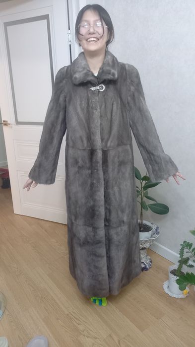 Норковая пепельная шуба,в отличном состоянии