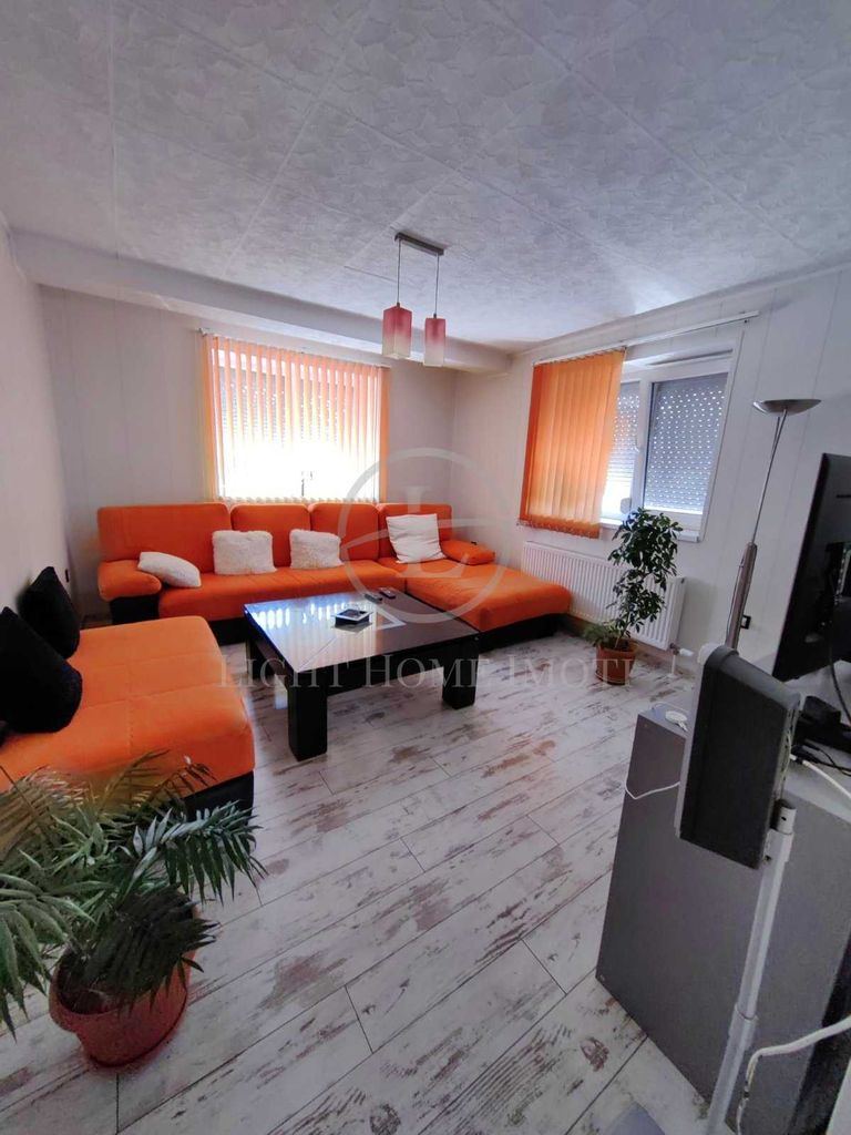 Продава се Къща в с. Костиево, Област Пловдив - 234 кв.м за 1026 €/кв.м - Снимка #3
