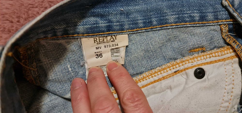 Pantaloni sscurti de blugi Replay