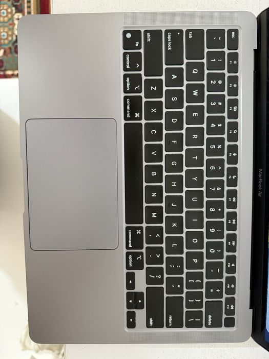 Macbook air M1/8/256/full box