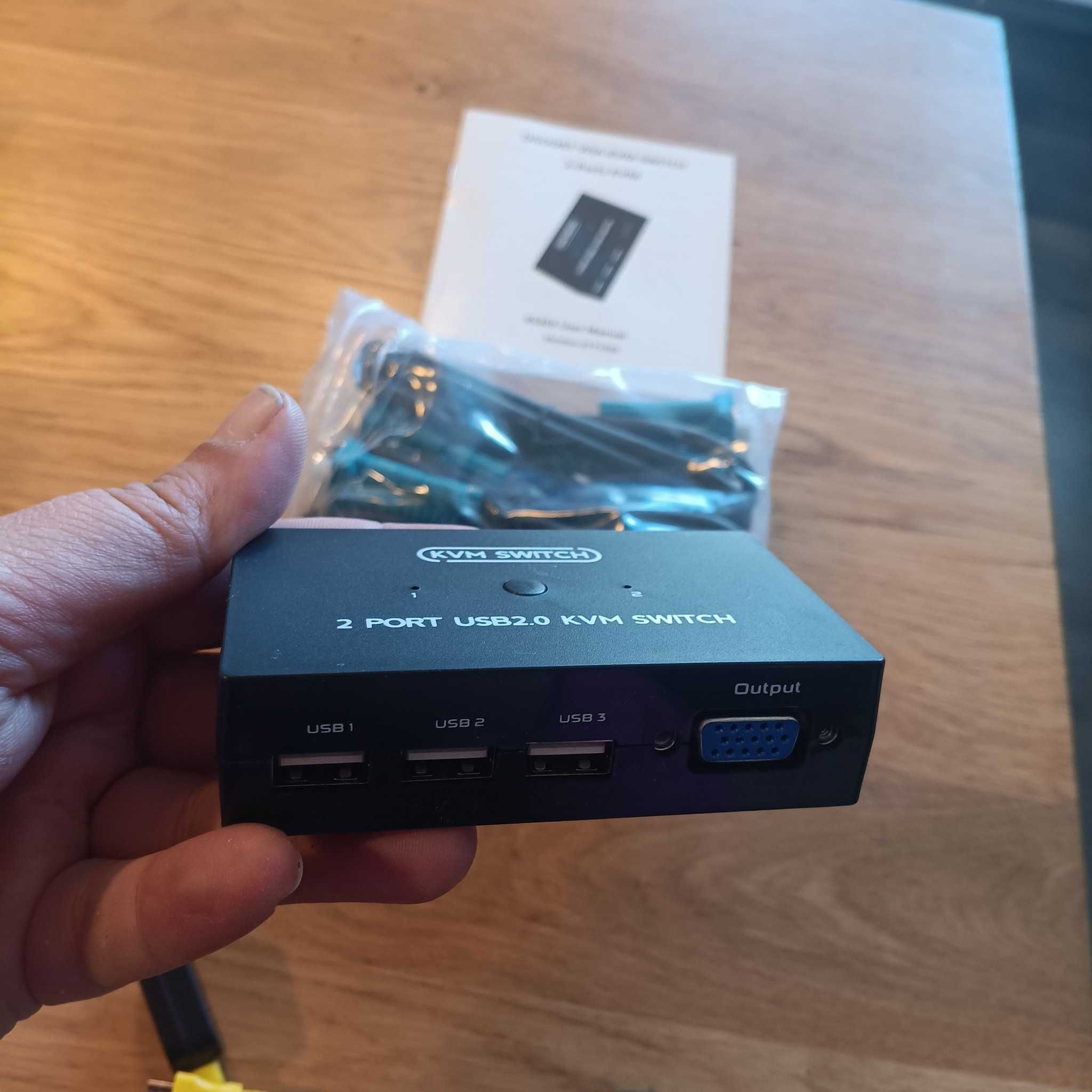 НОВ! VGA превключвател, 1 монитор и 3 USB между 2 компютъра, модел 2