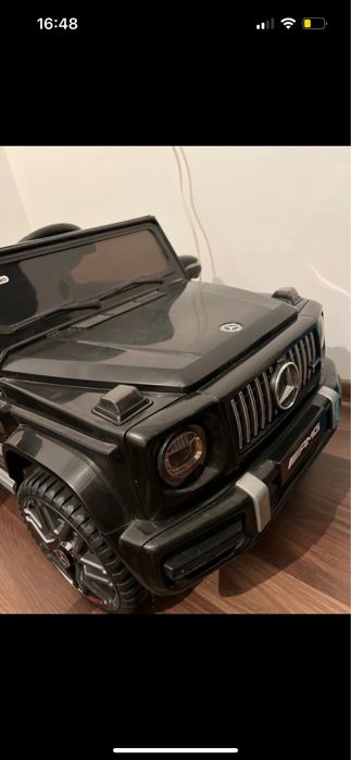 Masina de jucarie Mercedes