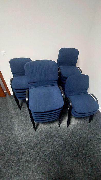 Vand set scaune de conferinta 39 bucati